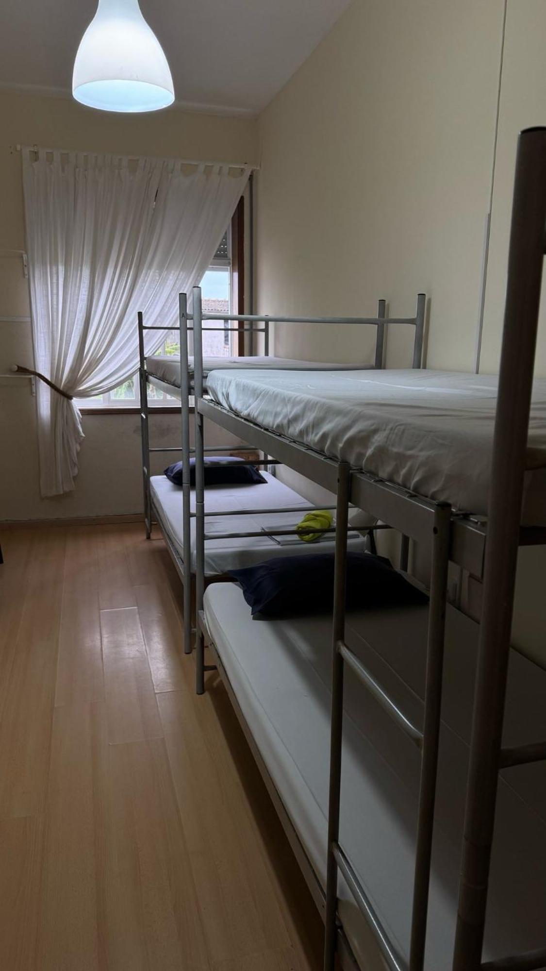 Garden Hostel Aradas Eksteriør bilde